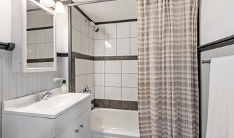 55 Ashby Rd, Ashburnham, MA 01430
