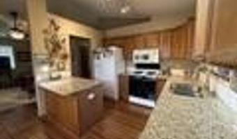 721 S Westview Cir, Andover, KS 67002