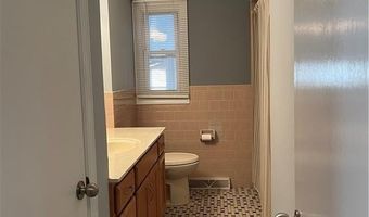25 Water St, Johnston, RI 02919