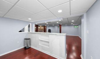 2086 Valleyview Dr, Ann Arbor, MI 48105