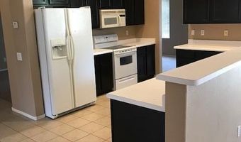 724 N YUCCA St, Chandler, AZ 85224