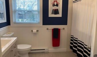 71 Crosspatch Rd, Charlestown, RI 02813