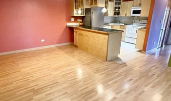 1306 S New Wilke Rd 2B, Arlington Heights, IL 60005