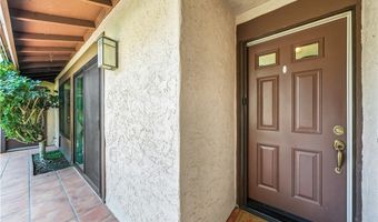 2113 David Dr, Escondido, CA 92026