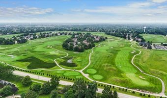1661 Kensington Dr, Algonquin, IL 60102