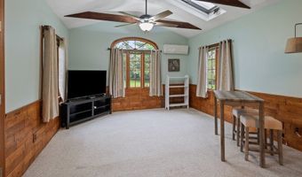 30 Marion Ave, Auburn, MA 01501