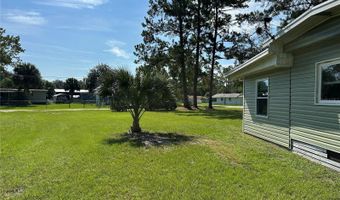 55045 6TH St, Astor, FL 32102