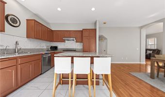 2626 W Ball Rd J2, Anaheim, CA 92804