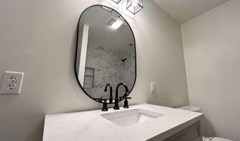 215 NW 4th St, Arab, AL 35016