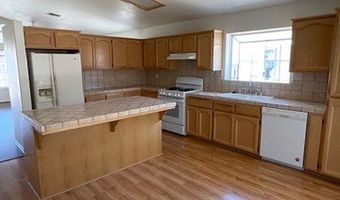 1372 Rubel Ln, Bullhead City, AZ 86442