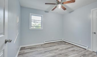 320 Demorest Ave, Avenel, NJ 07001