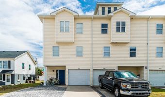 202 Dobbs St C, Atlantic Beach, NC 28512