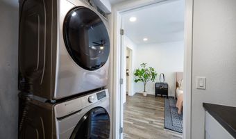 440 Citracado Pkwy 5, Escondido, CA 92025