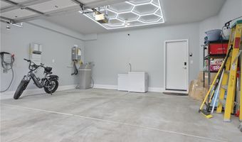 1990 Solvang Mill Dr, Las Vegas, NV 89135