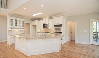 4012 Erin Dr, Alpharetta, GA 30022