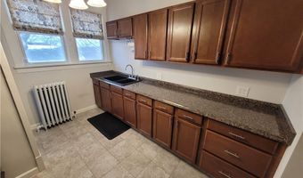 30 Youtz Ave, Akron, OH 44301