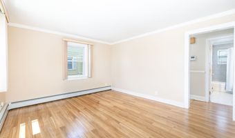 404 Soundview Ave, Bridgeport, CT 06606