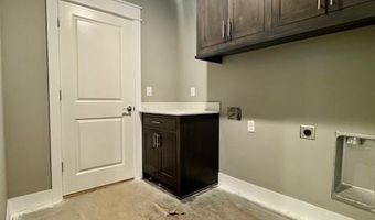 2 St Andrews Cir, Bella Vista, AR 72715