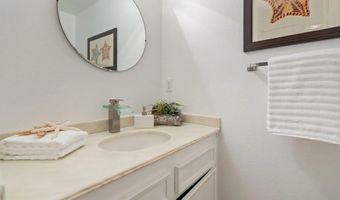 2630 Pirineos Way 4, Carlsbad, CA 92009