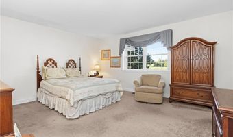 119 Corey Ln, Middletown, RI 02842