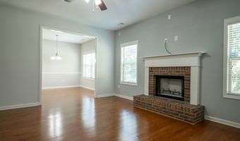 168 Putters Dr, Athens, GA 30607