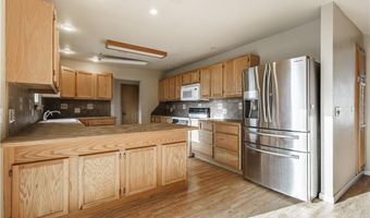 202 Big Tree Dr, Bentonville, AR 72712