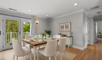 21 Starr Dr 207, Narragansett, RI 02882