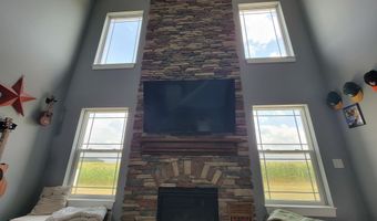 195 Jade Ct, Alma, MI 48801