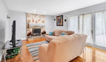 75 Brookside Pl, Cheshire, CT 06410
