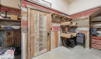 696 Belle Creek Rd, Belgrade, MT 59714