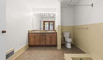3548 N VALLEY St, Arlington, VA 22207