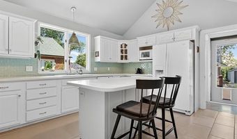 1706 Johnstone Ave, Bartlesville, OK 74003