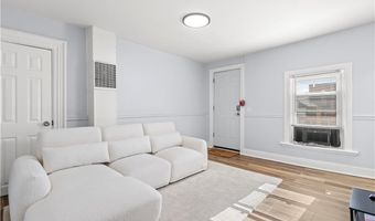 152 Washington St, Central Falls, RI 02863