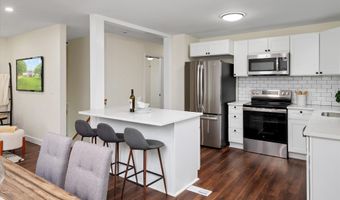 100 CARROLL Dr, Annapolis, MD 21403