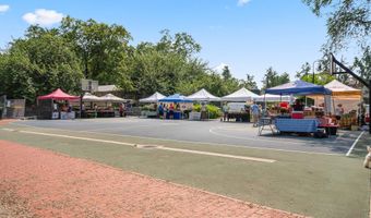 2500 Q St NW 524, Washington, DC 20007