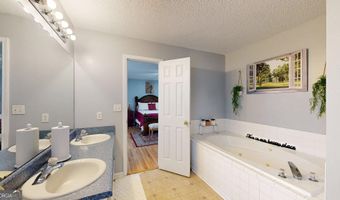157 Scarlett Ohara Dr, Ailey, GA 30410