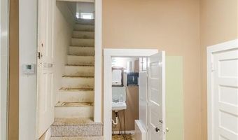 1017 S 5th St, Atchison, KS 66002
