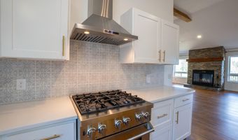 1588 Sunrise Rd, Bonners Ferry, ID 83805