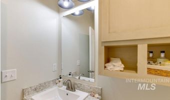 400 Bobcat Dr, Ahsahka, ID 83520