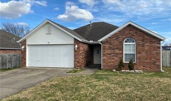 911 SW Cheyenne Dr, Bentonville, AR 72712