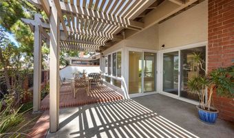 949 S Ridgecrest Cir, Anaheim, CA 92807