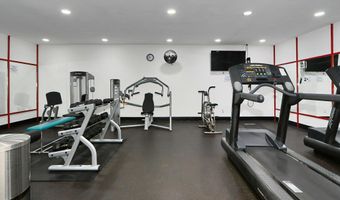 6101 EDSALL Rd 312, Alexandria, VA 22304