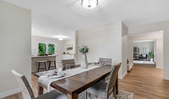 1254 Jade Wind Cir, Ballwin, MO 63011