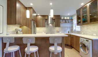 2906 13TH St S 6-1, Arlington, VA 22204