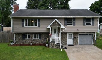 71 Venus Ave, Burlington, VT 05408