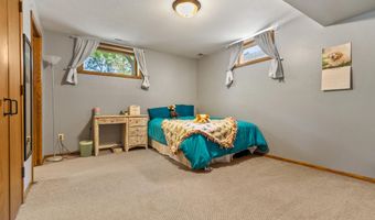 111 NE 15th Ave, Aberdeen, SD 57401