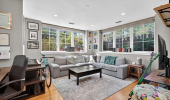 150 V St NW Vl02, Washington, DC 20001
