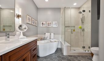 729 N FAYETTE St, Alexandria, VA 22314