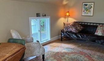 25 Bates St, Bangor, ME 04401