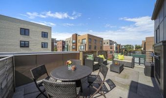 120 CAMBRIA Walk, Alexandria, VA 22304